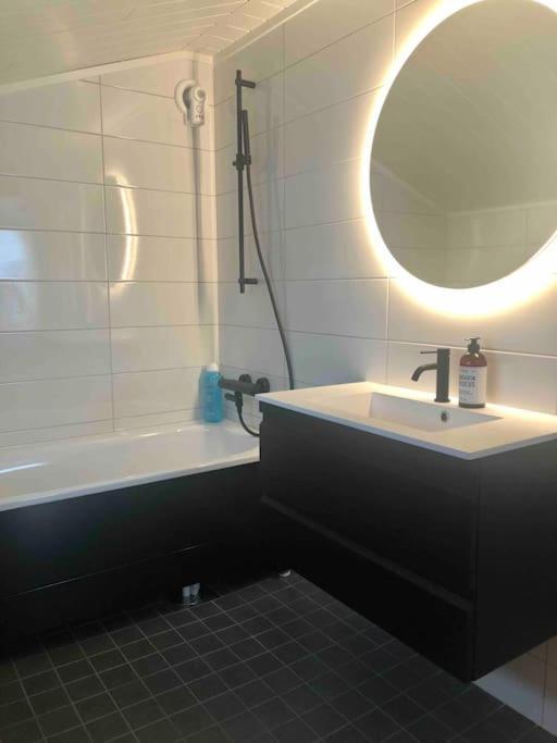 Mountainside Lodge - Breivikeidet Tromso Bagian luar foto